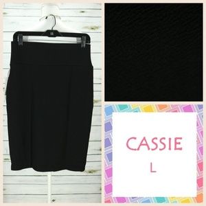 NWT LuLaRoe Cassie (Large) NOIR collection, black